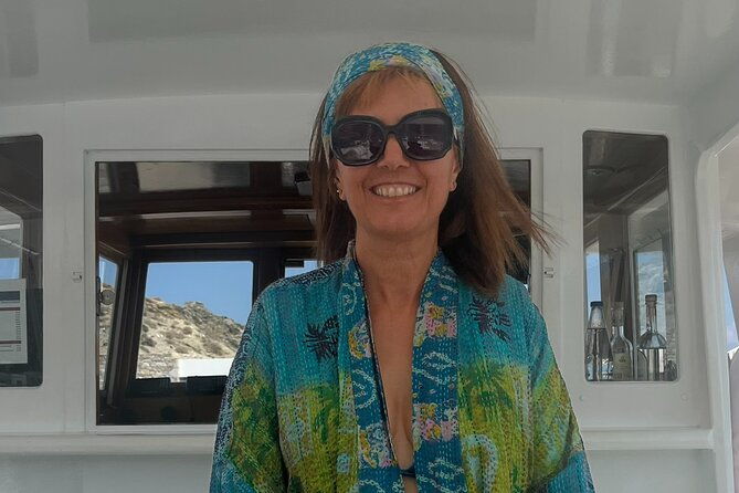 polys-island-guided-tour-in-folegandros