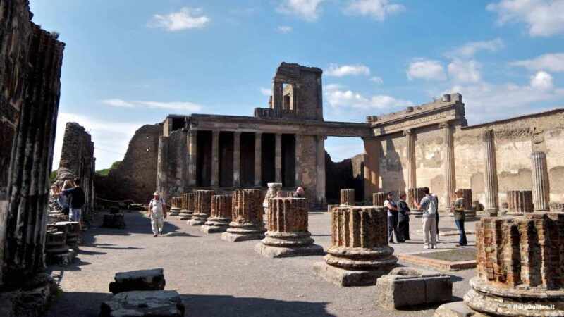 pompei-tickets-and-audioguide-in-the-office