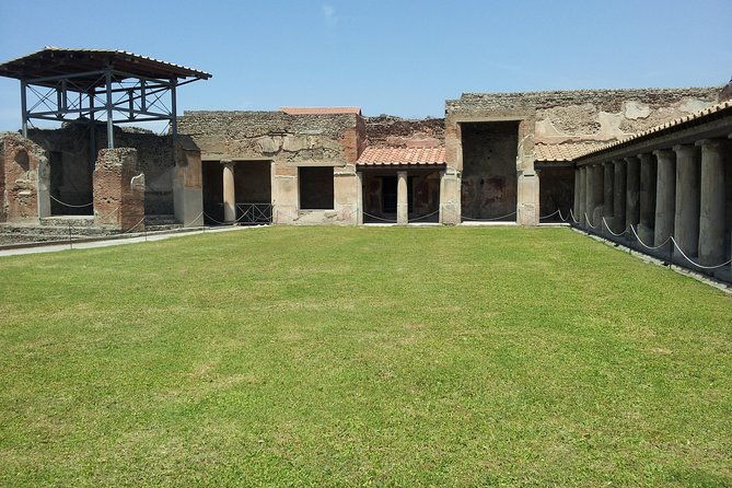 pompeii-ancient-charm