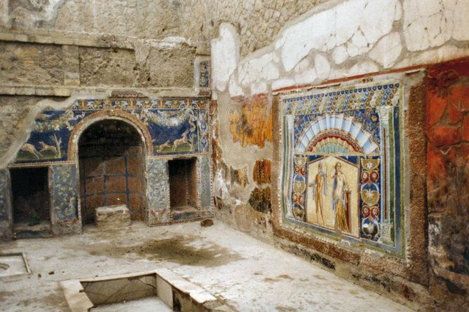 pompeii-and-herculaneum-day-tour-with-lunch-from-naples