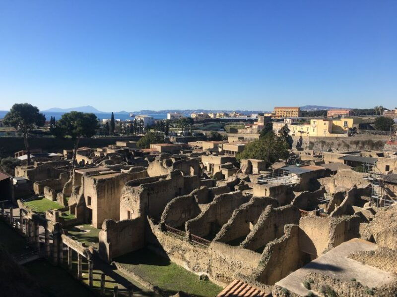 pompeii-and-herculaneum-guided-tour-with-an-archaeologist