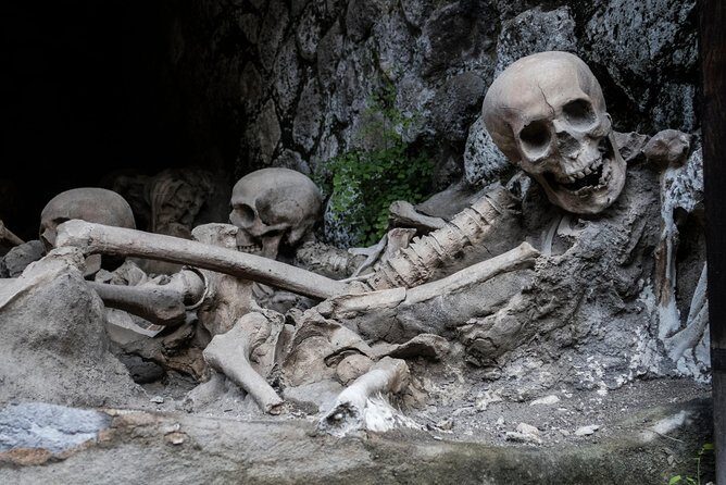 Pompeii and Herculaneum small group Excursion from Naples - FAQs