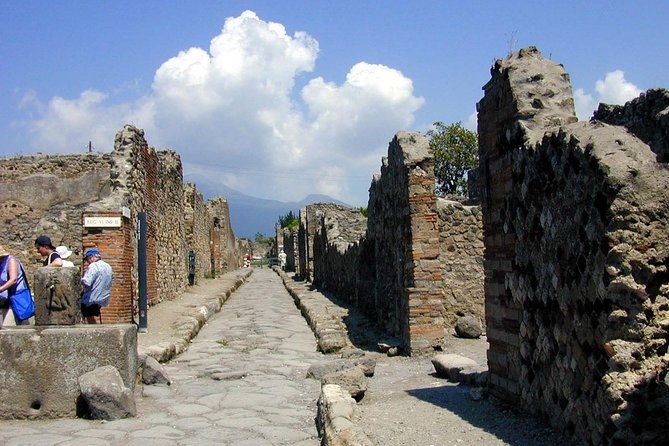 pompeii-and-mount-vesuvius-select-tour