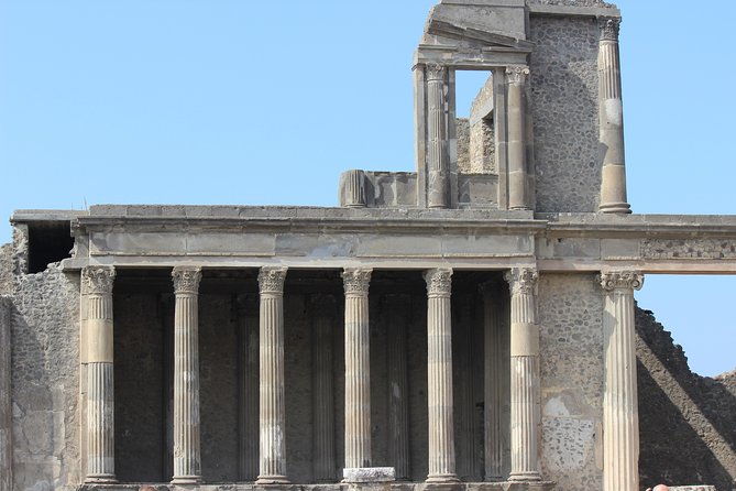 pompeii-and-vesuvius-from-naples-private-activity