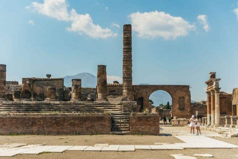 pompeii-archaeological-park-tour-with-ticket-on-request