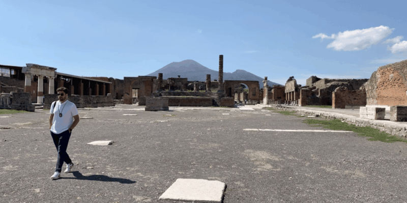 pompeii-early-entry-tour-with-your-archaeologist