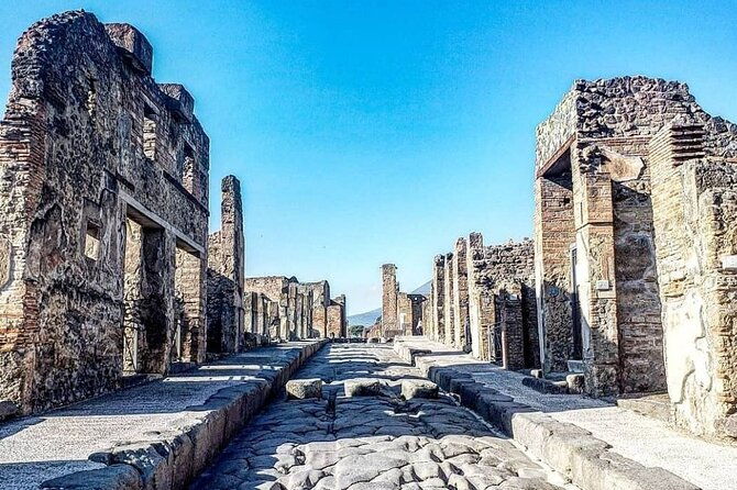 pompeii-express-tour-by-train-from-sorrento