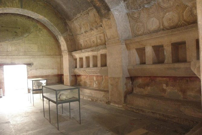 pompeii-express-tour-by-train-from-sorrento