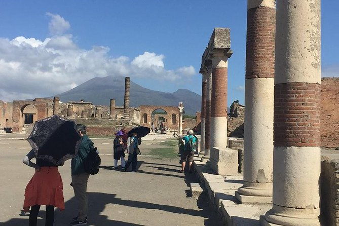 pompeii-express-tour-by-train-from-sorrento