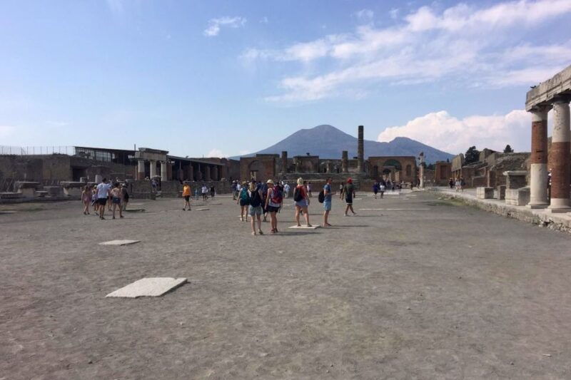 pompeii-guided-walking-tour-with-entrance-ticket