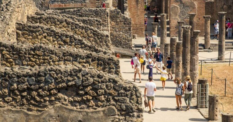 pompeii-guided-walking-tour-with-skip-the-line-ticket