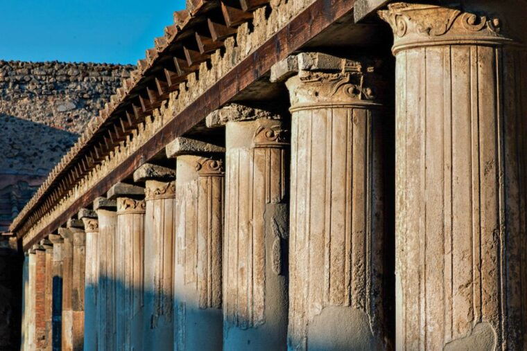pompeii-guided-walking-tour-with-skip-the-line-ticket