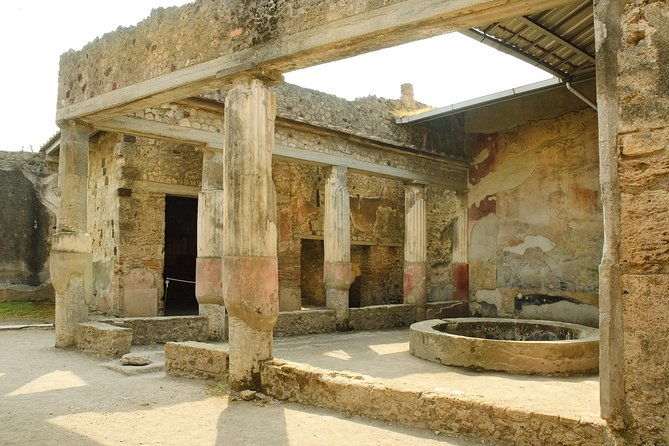 pompeii-guided-walking-tour-with-ticket