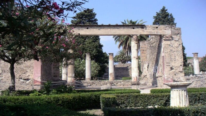 pompeii-half-day-coach-tour-from-sorrento