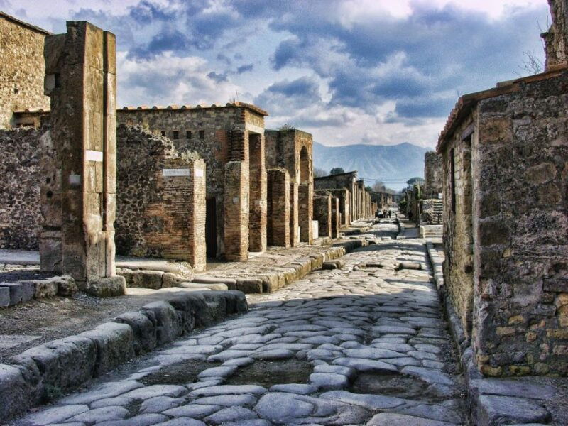 pompeii-half-day-coach-tour-from-sorrento