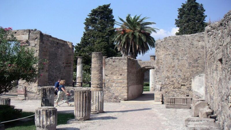 pompeii-half-day-coach-tour-from-sorrento