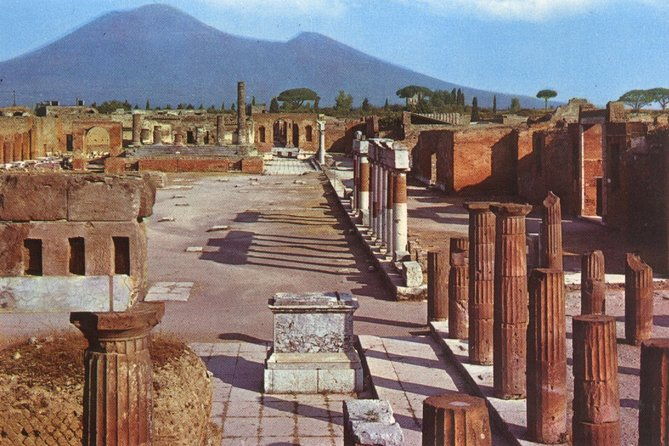 pompeii-half-day-trip-from-naples-2