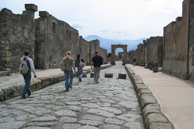pompeii-its-ruins-at-your-pace-from-rome