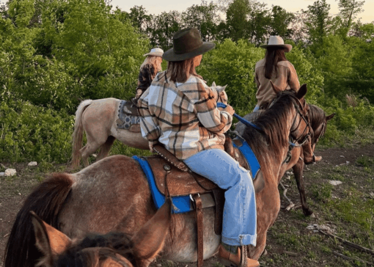 pompeii-mount-vesuvius-night-horseback-ride-and-italian-bbq