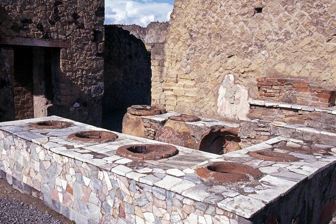 pompeii-mt-vesuvius-herculaneum-private-tour