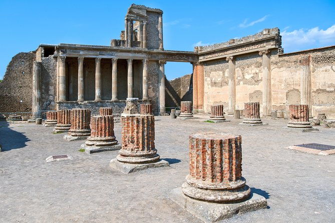 pompeii-mt-vesuvius-herculaneum-private-tour