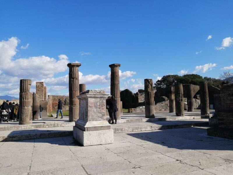 pompeii-private-guided-tour-with-an-archeologist