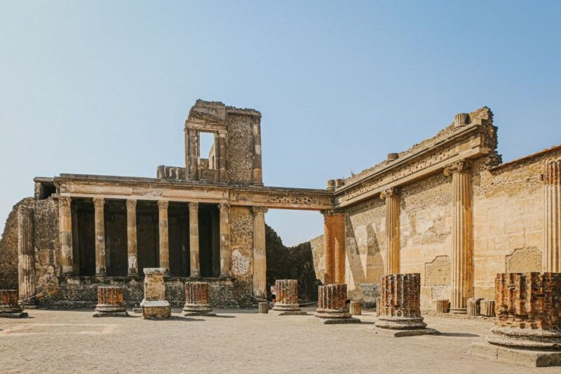pompeii-private-tour-with-an-archaeologist