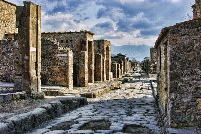 pompeii-ruins