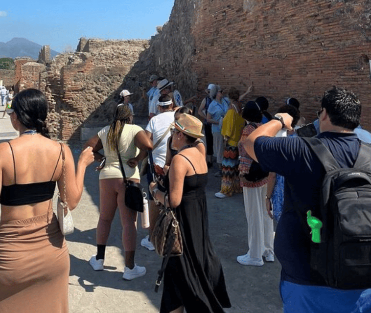pompeii-ruins-tour-driver-guide-and-ticket-included