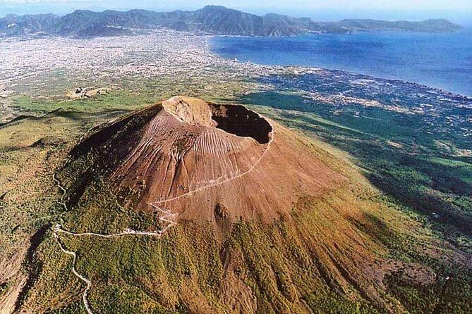 Pompeii Ruins & Wine Tasting with Lunch on Vesuvius with Private Transfer - Who Will Love This Experience?