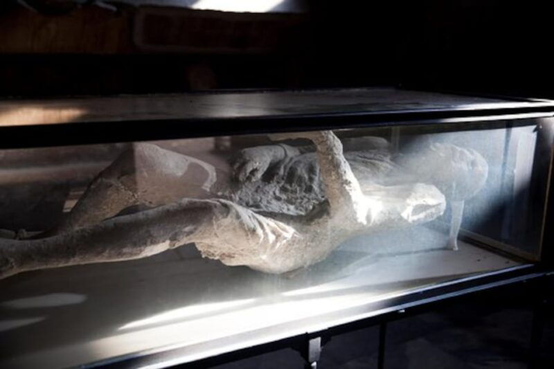 pompeii-skip-the-line-guided-tour-with-expert-archaeologist