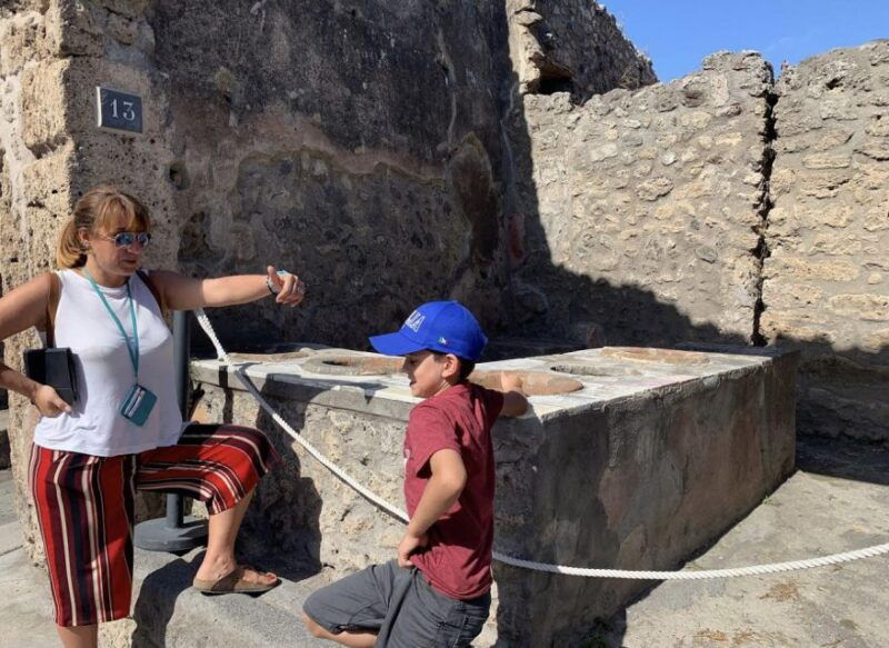 pompeii-skip-the-line-private-tour-for-kids-and-families