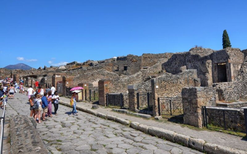 pompeii-skip-the-line-ticket-and-virtual-museum-3