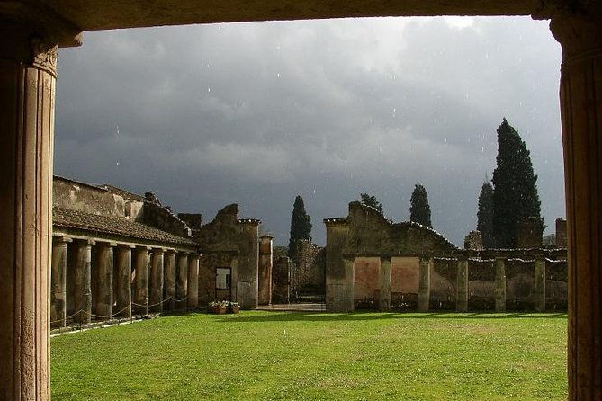 pompeii-sorrento-and-amalfi-coast-driver-only-self-touring