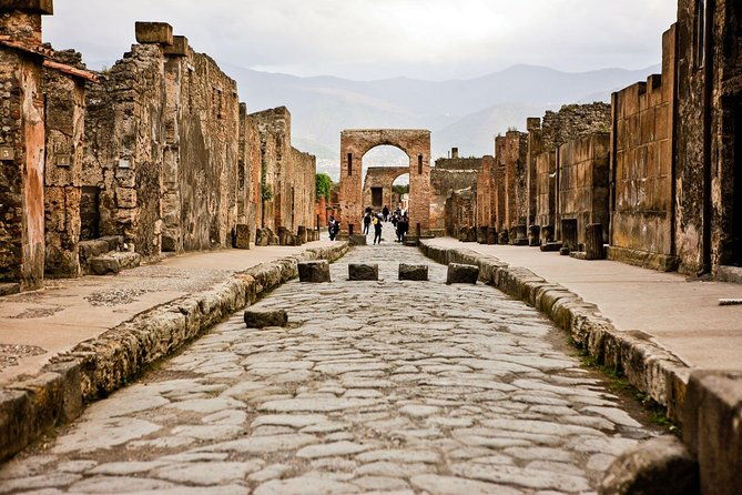 pompeii-sorrento-and-amalfi-coast-private-tour