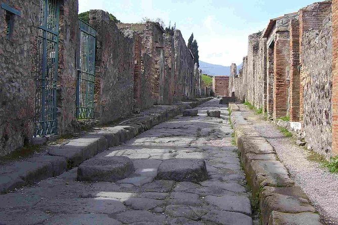 pompeii-the-buried-city-2