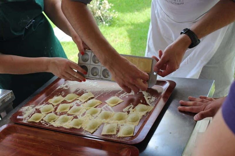 Pompeii: Tour of the Archaeological Excavations and Fresh Pasta Cooking Class - Summary