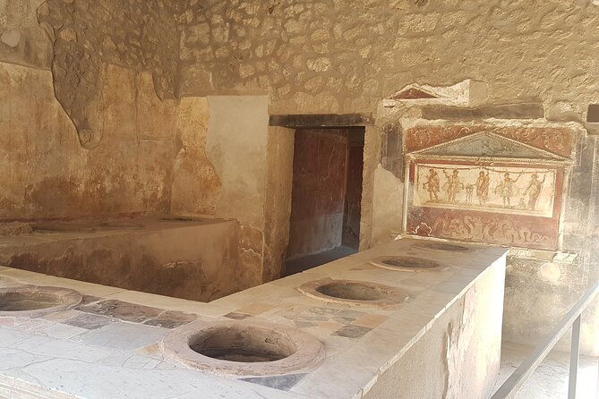 pompeii-tour-with-experienced-guide