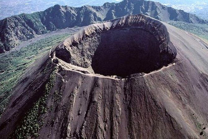 pompeii-vesuvius-sorrento-from-naples