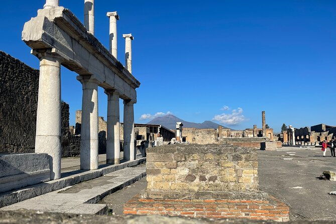 pompeii-vesuvius-wine-tasting-from-positano-all-inclusive