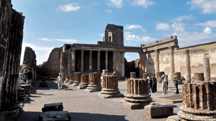 pompeii-vip-3h-tour-skip-the-line-with-your-archaeologist