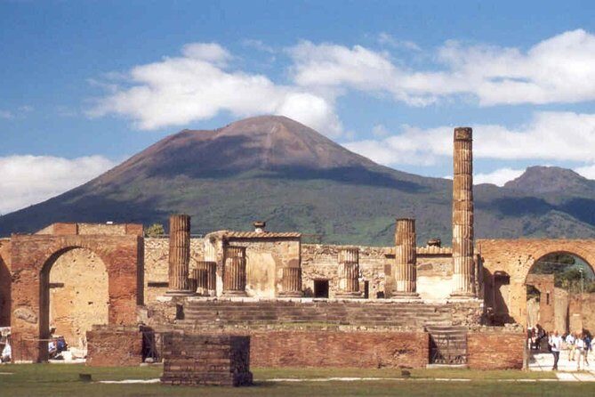 Pompeii Visit at its Most Peaceful Moment - Why Choose This Tour?