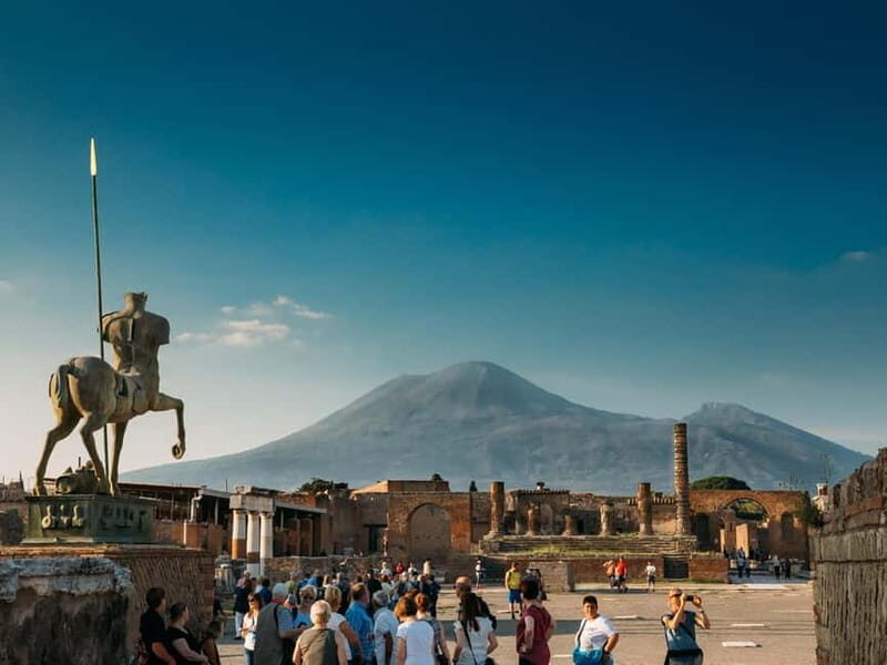Pompeii+Vesuvio with Audioguide - Transportation and Group Size
