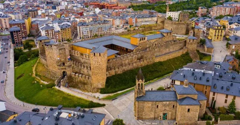 ponferrada-castle-of-the-templars-entry-and-guided-tour