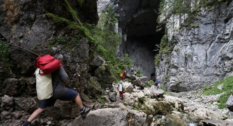 ponor-fortress1-day-tour-visit-the-greatest-romanian-cave