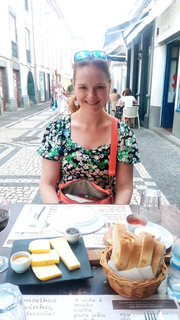 ponta-delgada-fat-dolphin-food-tours