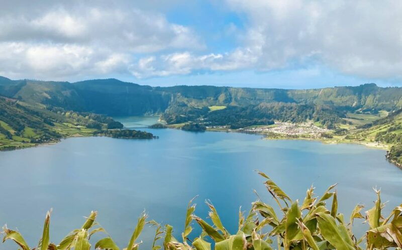 ponta-delgada-half-day-4x4-sete-cidades-trip