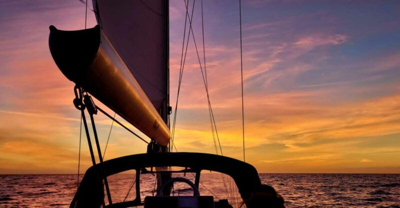 ponta-delgada-private-sunset-cruise-with-drinks