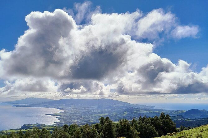 ponta-delgada-private-tour-to-sete-cidades-furnas-volcano