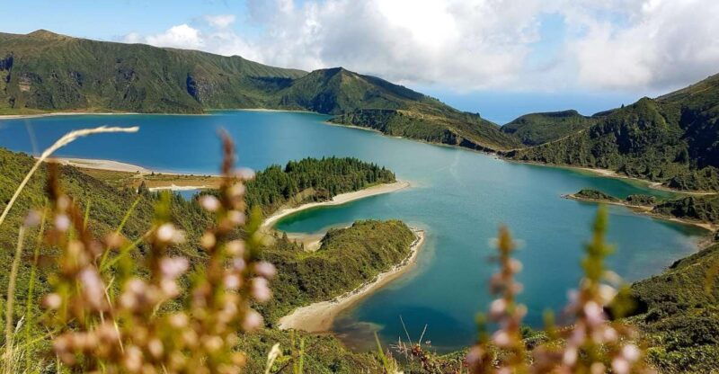 ponta-delgada-sete-cidades-lagoa-do-fogo-tour